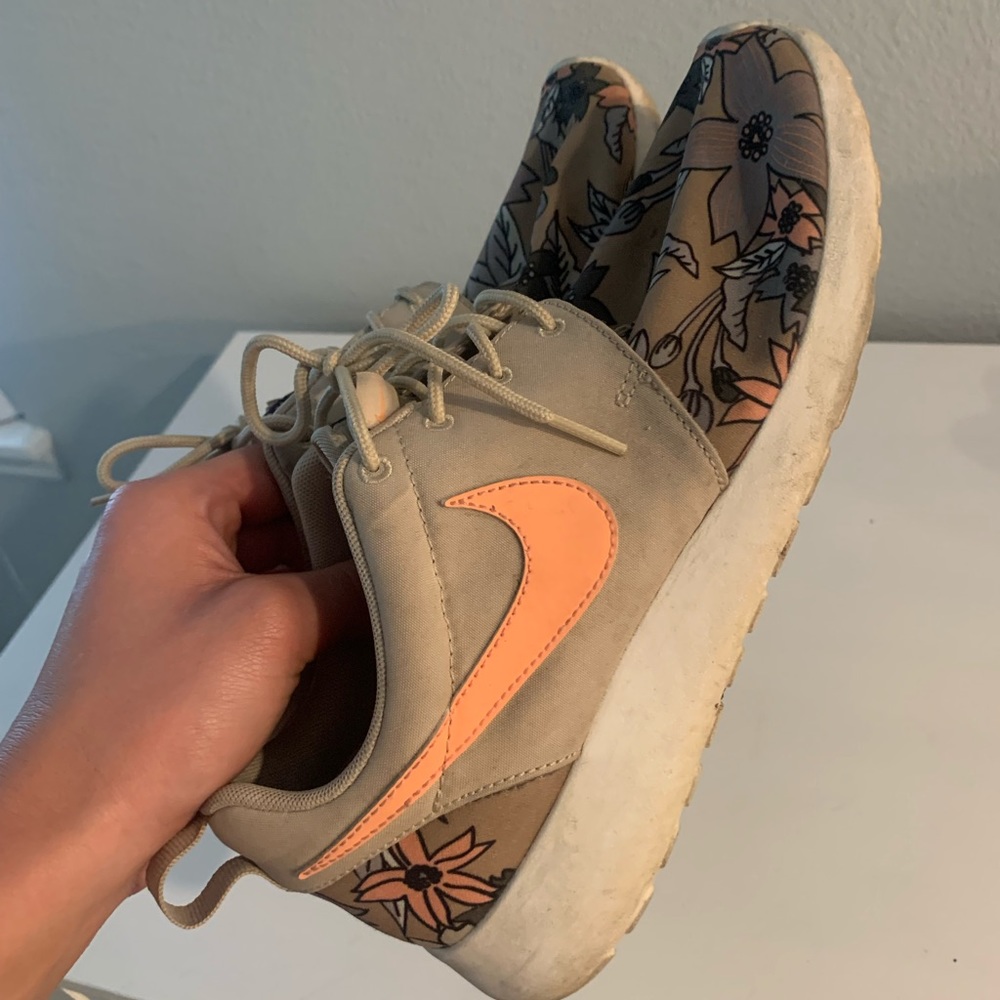 Floral Roshie Run Nikes